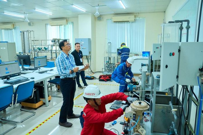 Các thí sinh tham gia tranh tài ở các nghề thi tại Hội thi tay nghề dầu khí lần IX - năm 2026. Ảnh: PETROVIETNAM