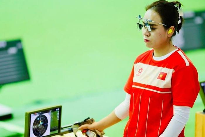 Xạ thủ Trịnh Thu Vinh là một trong những gương mặt tiêu biểu của bắn súng Việt Nam. Ảnh: Bùi Lượng