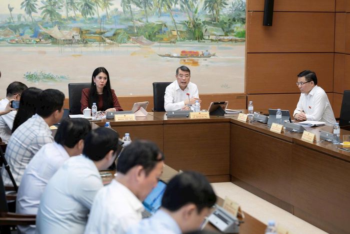 Quang cảnh phiên thảo luận. Ảnh: media.quochoi.vn
