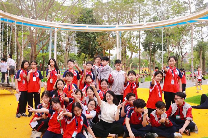 Luật Thủ đô năm 2026 trao quyền cho thành phố chủ động bổ sung và xây dựng chương trình giáo dục phù hợp với mục tiêu phát triển giáo dục của Thủ đô. Ảnh: PV