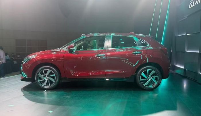 Cabin của Toyota Glanza Facelift được chú trọng nâng cấp mạnh mẽ về mặt tiện nghi