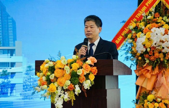 PGS.TS Nguyễn Sinh Hiền, Giám đốc Bệnh viện Tim Hà Nội phát biểu. Ảnh: Ngô Hùng