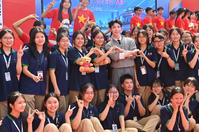 Ca sĩ Erik đã đồng hành với Tiết học Gen Z của CATP Hà Nội từ mùa đầu tiên đến nay