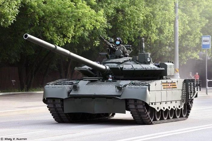 T-80BVM là một ví dụ điển hình về cách công nghệ thích ứng với những thách thức mới. Một phương tiện được thiết kế cho các cuộc hành quân và đột phá bằng xe tăng đã học cách chiến đấu rất tốt trong thời đại máy bay không người lái.
