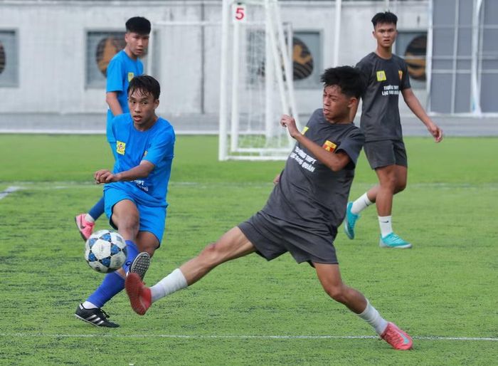 Bảng Z: THPT Lạc Long Quân 3-1 THPT Minh Khai Kiều Phú