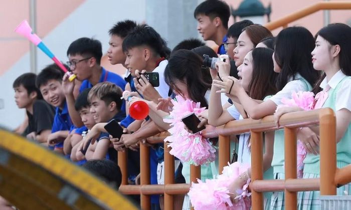 Hy vọng lại được thắp lên