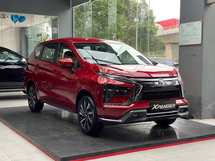 Mitsubishi Xpander AT Premium