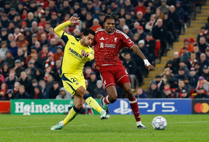  Ngumoha có hai pha kiến tạo, giúp Liverpool toàn thắng sau ba lượt trận Champions League.