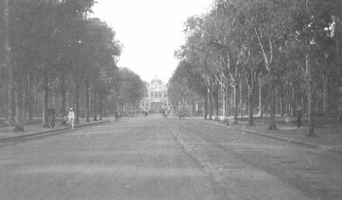 Đường Lê Duẩn năm 1925.