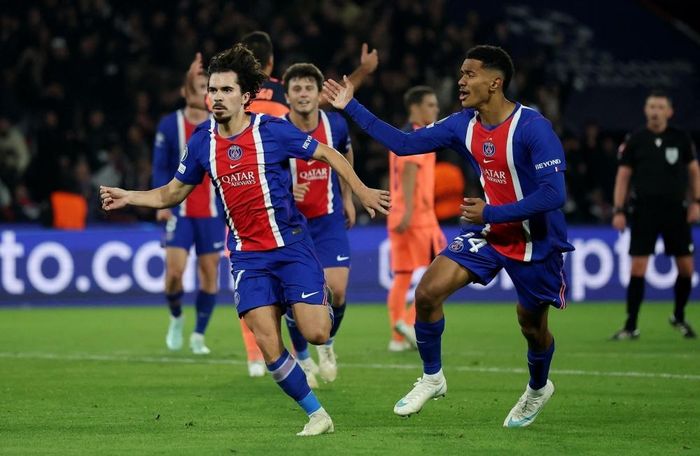PSG ghi 8 bàn vào lưới Man City và Barcelona, cho thấy sức tấn công đáng gờm cùng khả năng tận dụng điểm yếu của đối thủ.