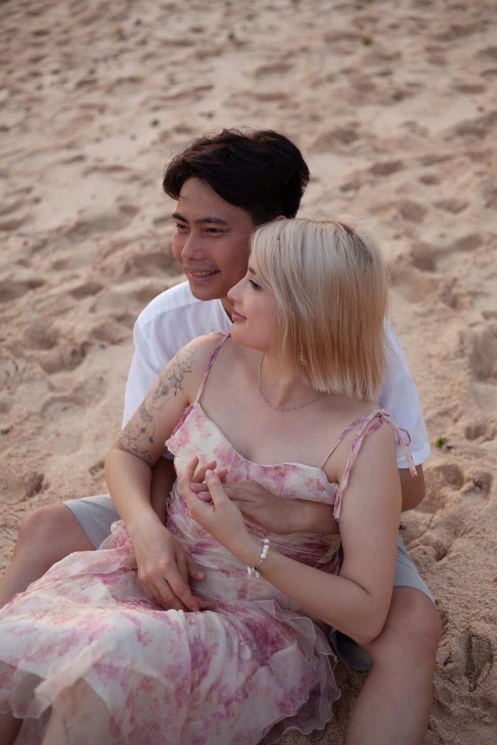Elena chọn gắn bó với Việt Nam sau khi gặp và yêu Thức.