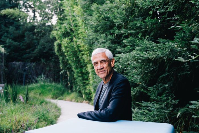  Tỷ phú công nghệ Vinod Khosla không tìm kiếm những nhân viên chỉ muốn làm việc đúng giờ, hết giờ là về. Ảnh: Anastasiia Sapon/NYT. 