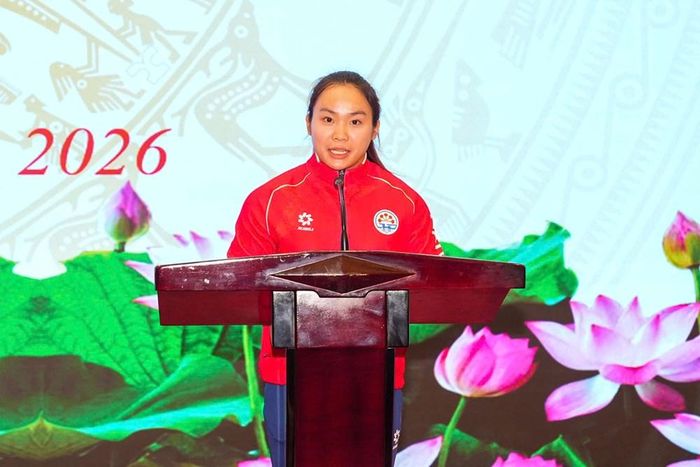 Vận động viên Nguyễn Thị Hương phát biểu tại sự kiện