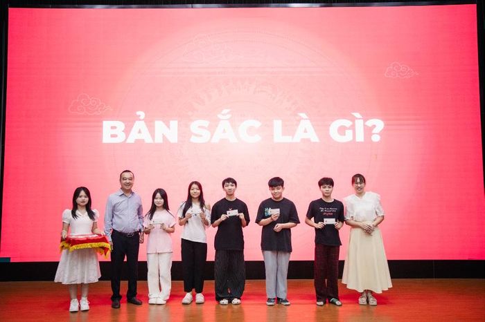 Chương trình phát động Bản Sắc tại trường Trường Cao đẳng Thương mại và Du lịch Hà Nội