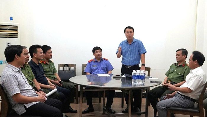 Đại tá Hoàng Quốc Việt, Giám đốc Công an tỉnh Thanh Hóa, trực tiếp chỉ đạo phá án. Ảnh: Công an Thanh Hóa