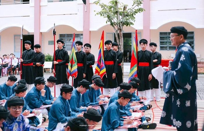 Sân khấu hóa khoa cử xưa, lan tỏa tinh thần hiếu học