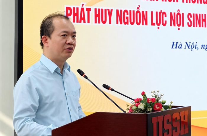 PGS-TS Bùi Hoài Sơn (Phó Trưởng Ban Tuyên giáo Trung ương) phát biểu tại hội thảo