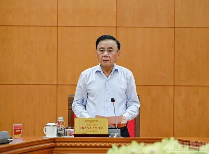 Thường trực Ban Bí thư đề nghị các bộ, ngành, địa phương, cơ quan, đơn vị bám sát Kết luận số 91-KL/TW và các hướng dẫn của Ban Tuyên giáo Trung ương về kỷ niệm các ngày lễ lớn. (Ảnh: DUY LINH)