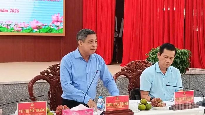 Đồng chí Đồng Văn Thanh, Ủy viên Trung ương Đảng, Phó Bí thư Thường trực Thành ủy, Chủ tịch Hội đồng nhân dân thành phố Cần Thơ phát biểu tại buổi làm việc. (Ảnh: VĂN ÚT)