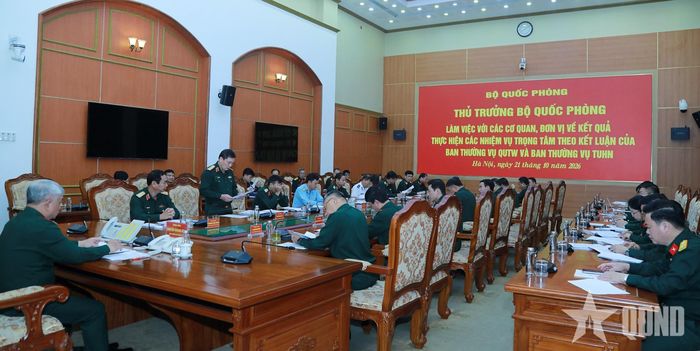Quang cảnh buổi làm việc.