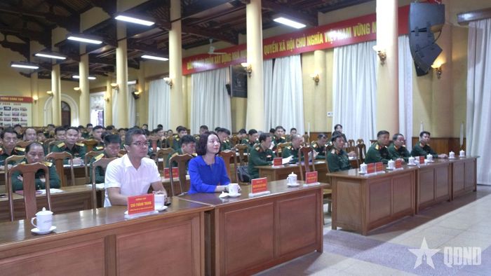  Đại biểu dự hội nghị.