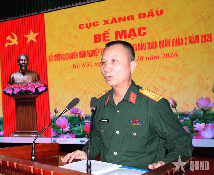 Đại tá Mai Xuân Thành, Phó cục trưởng Cục Xăng dầu phát biểu bế mạc khóa học.