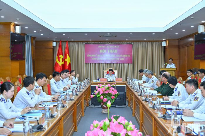  Quang cảnh Hội thảo Công trình “Tổng kết công tác Đảng, công tác chính trị trong Cảnh sát biển Việt Nam (1998-2025)”.  