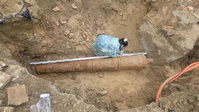 Khẩu thần công dài 2,95m 