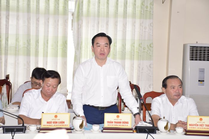  Lãnh đạo xã Xuân Sơn phát biểu ý kiến tại buổi làm việc 