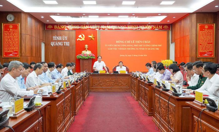 Phó Thủ tướng Lê Tiến Châu làm việc với lãnh đạo tỉnh Quảng Trị