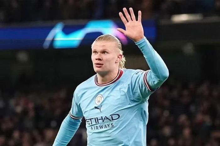 Mức lương 31,5 triệu euro mỗi năm được cho là con số mà Barcelona sẵn sàng cân nhắc để thuyết phục tiền đạo sinh năm 2000.