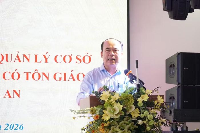 Ông Đặng Xuân Quang, Phó Giám đốc Sở GD&ĐT Nghệ An ghi nhận và đánh giá cao vai trò của các cơ sở mầm non độc lập ở vùng có tôn giáo trong chăm sóc, đảm bảo quyền lợi cho trẻ. Ảnh: Hồ Lài