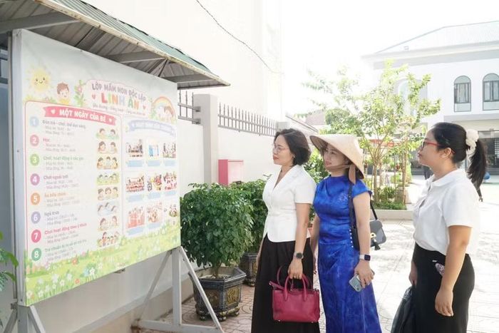 Hoạt động của cơ sở mầm non độc lập được công khai, thông tin đầy đủ đến phụ huynh, người dân. Ảnh: Hồ Lài