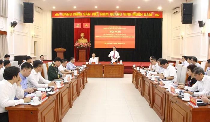 Toàn cảnh hội nghị.