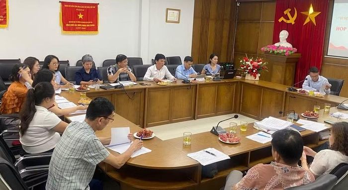 Toàn cảnh buổi họp chung khảo.