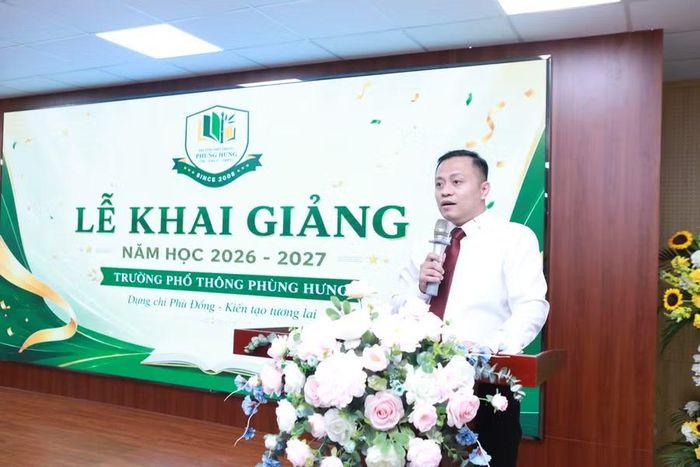 Thầy Lê Trung Kiên - Hiệu trưởng Trường Phổ thông Phùng Hưng, Hà Nội. Ảnh: Đình Tuệ.
