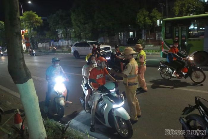 Việc cố tình né tránh hoặc không chấp hành yêu cầu kiểm tra không giúp người điều khiển phương tiện tránh được trách nhiệm, đồng thời gây khó khăn cho lực lượng chức năng trong quá trình bảo đảm trật tự, an toàn giao thông.