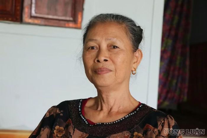 Bà Nguyễn Thị Nguyệt - vợ liệt sĩ Trần Văn Nam. Ảnh: Kim Long