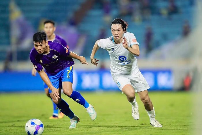 Các trận đấu ở LPBank V.League 1 đã được cải thiện khá nhiều về tốc độ