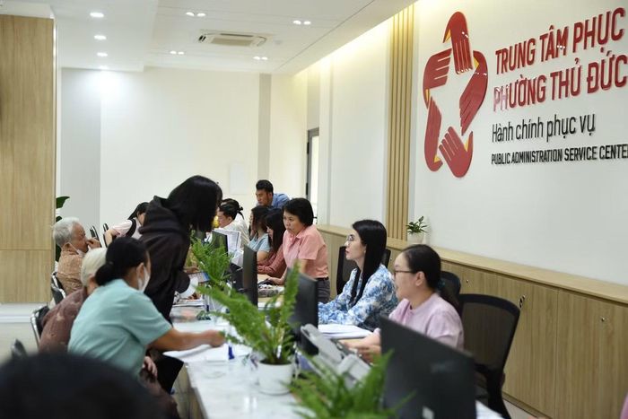TPHCM dự kiến chi hơn 616 tỷ đồng hỗ trợ gần 11.800 người hoạt động không chuyên trách nghỉ việc.