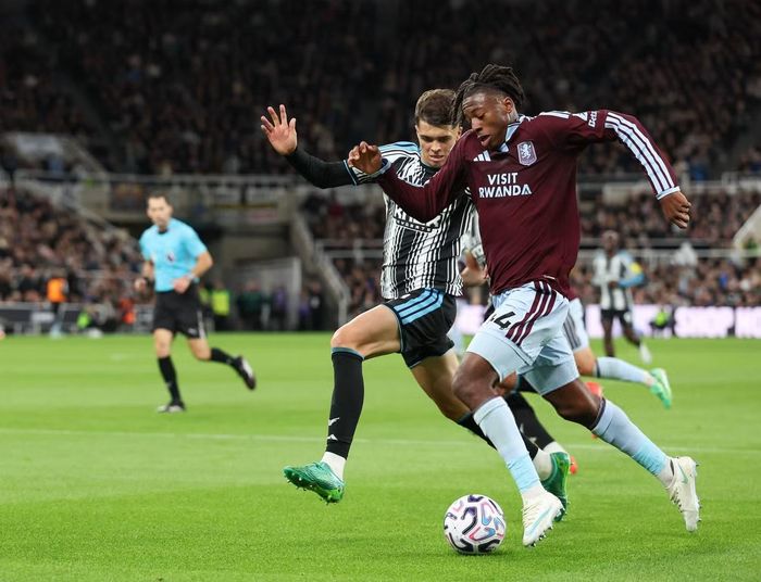 Aston Villa được đánh giá cao hơn ở trận này.