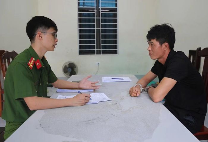 Đối tượng Nguyễn Đình An tại cơ quan Công an.