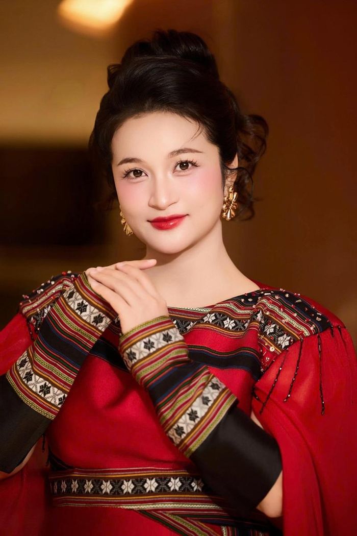 - Chị hiếm khi nói về đời riêng. Trong tình yêu và gia đình, chị đề cao điều gì?