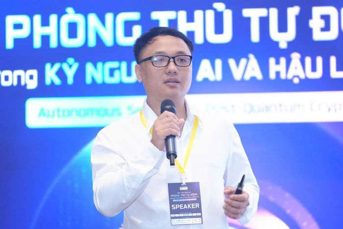 Ông Phạm Trung Thành, chuyên gia tư vấn bảo mật đến từ Công ty NCS nhận xét: Đã đến lúc các tổ chức, doanh nghiệp phải sử dụng các công cụ AI để tự độnghóa một phần công việc phòng thủ hệ thống.