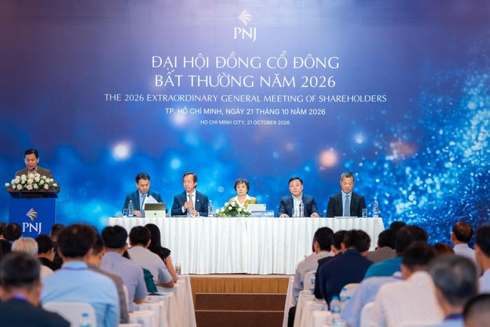 Mỗi tháng PNJ cần 100-150 tỷ đồng bù đắp hoạt động. Ảnh: PNJ