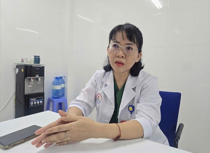 Bác sĩ chuyên khoa I Cáp Thị Thanh Thủy thuộc Đơn nguyên Nội soi tiêu hóa Bệnh viện Đa khoa Khánh Hòa.