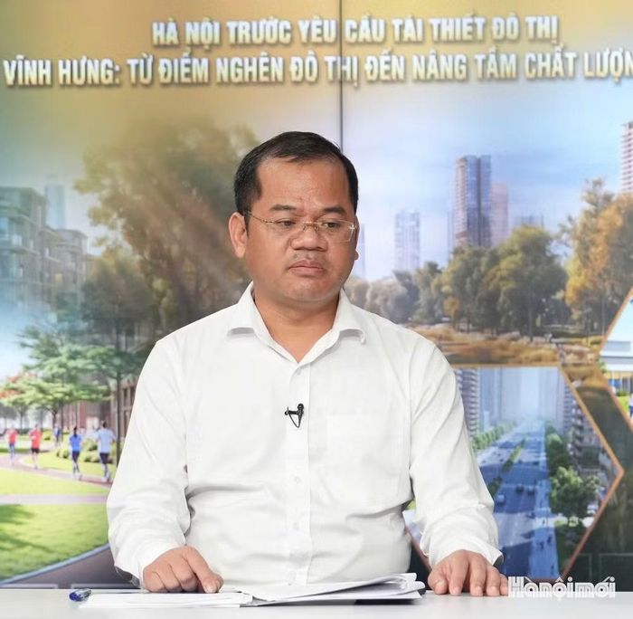 Ông Ngô Mạnh Cường, Phó Chủ tịch Ủy ban Nhân dân phường Vĩnh Hưng, thành phố Hà Nội. (Ảnh: Ngọc Tú)