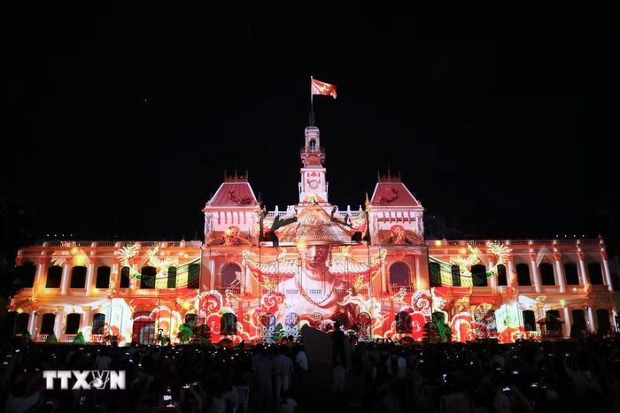 Trình diễn 3D mapping đặc sắc. (Nguồn: TTXVN)