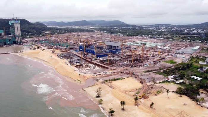 Các công trình hạ tầng phục vụ APEC 2027 đang được đẩy nhanh tốc độ thi công. (Ảnh: Huy Hùng/TTXVN)