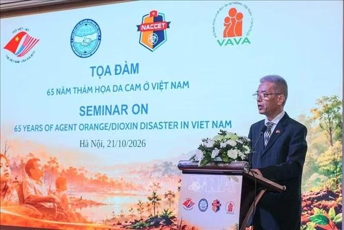 Đại sứ Bùi Thế Giang, Phó Chủ tịch Hội Việt - Mỹ phát biểu. Ảnh: Hoàng Hiếu/TTXVN